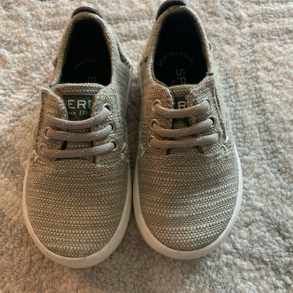 Khaki sperry shoes